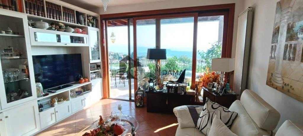 appartamento in vendita a Polpenazze del Garda