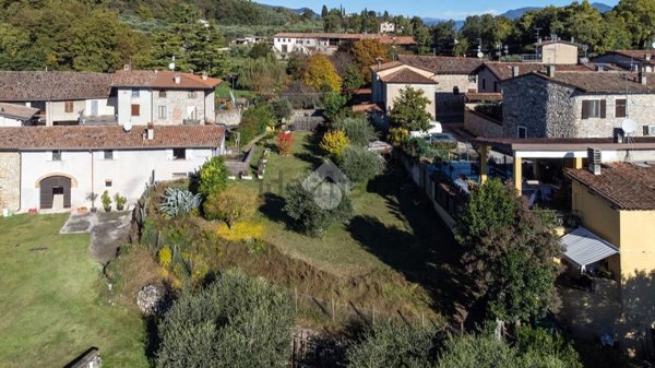 casa indipendente in vendita a Polpenazze del Garda in zona Castelletto