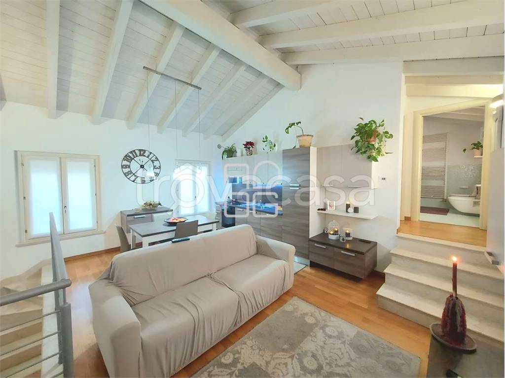 appartamento in vendita a Polpenazze del Garda