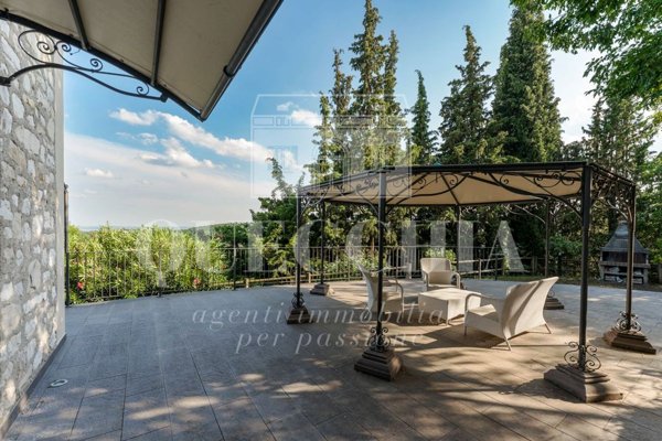 casa indipendente in vendita a Polpenazze del Garda in zona Picedo