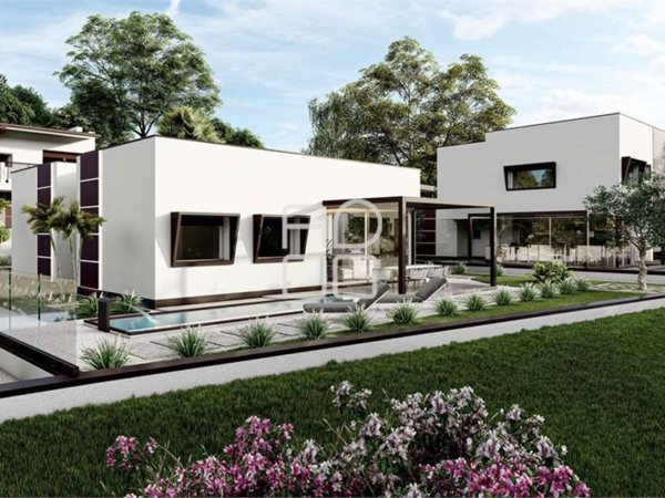 casa indipendente in vendita a Polpenazze del Garda