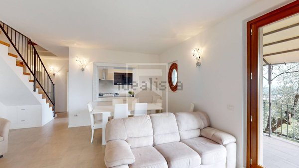 casa indipendente in vendita a Polpenazze del Garda