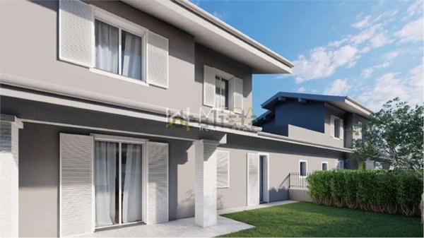 casa indipendente in vendita a Polpenazze del Garda