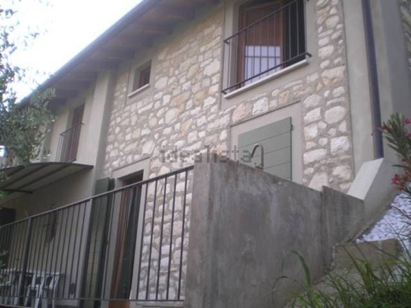 casa indipendente in vendita a Polpenazze del Garda