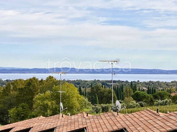 casa indipendente in vendita a Polpenazze del Garda in zona Fontanelle