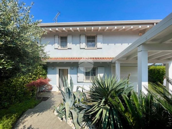 casa indipendente in vendita a Polpenazze del Garda
