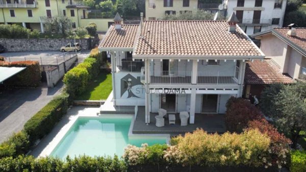 casa indipendente in vendita a Polpenazze del Garda