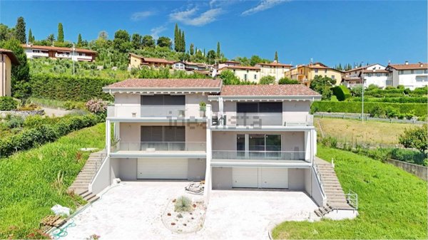 casa indipendente in vendita a Polpenazze del Garda