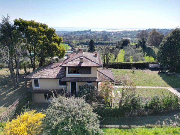 casa indipendente in vendita a Polpenazze del Garda in zona Castelletto