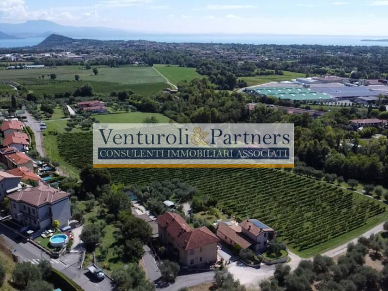ufficio in vendita a Polpenazze del Garda in zona Picedo