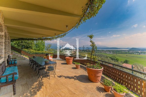 casa indipendente in vendita a Polpenazze del Garda in zona Picedo