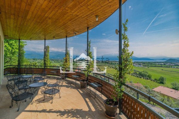 casa indipendente in vendita a Polpenazze del Garda