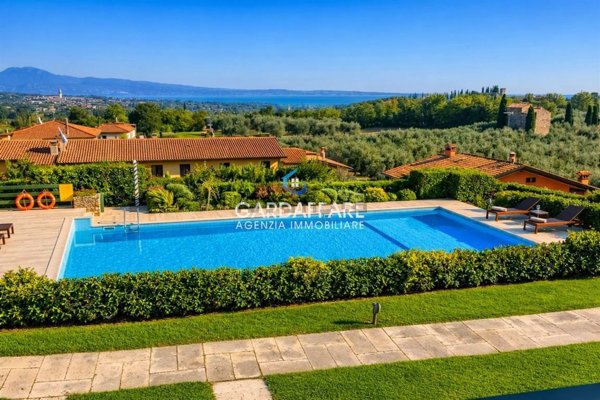 casa indipendente in vendita a Polpenazze del Garda