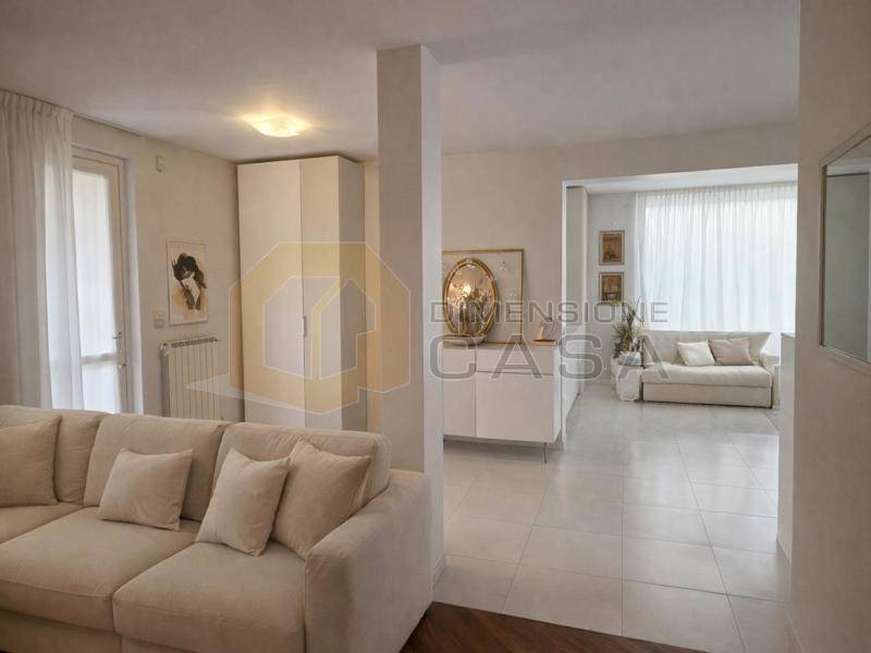 casa indipendente in vendita a Polpenazze del Garda in zona Picedo
