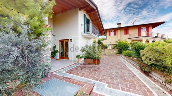 casa indipendente in vendita a Polpenazze del Garda in zona Picedo