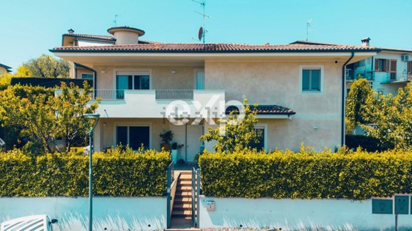 casa indipendente in vendita a Polpenazze del Garda in zona Fontanelle