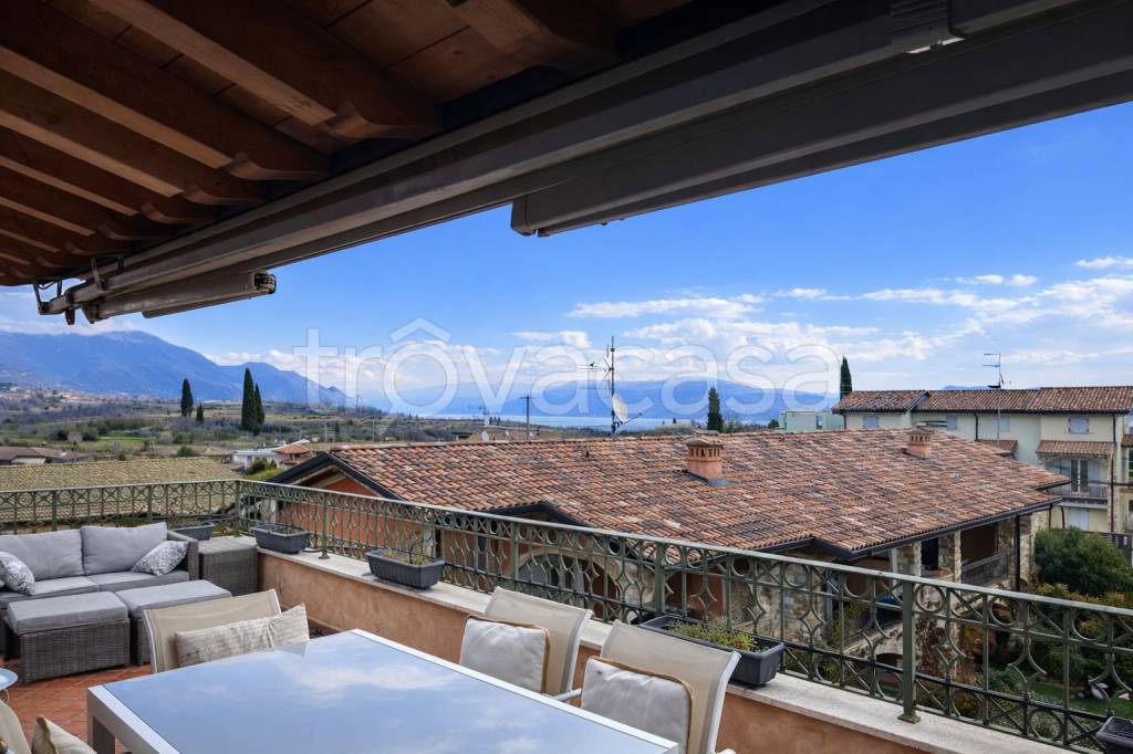 appartamento in vendita a Polpenazze del Garda in zona Fontanelle