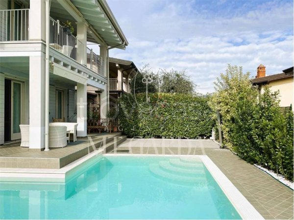 casa indipendente in vendita a Polpenazze del Garda in zona Fontanelle