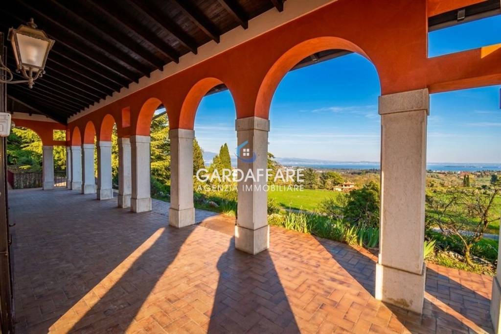 casa indipendente in vendita a Polpenazze del Garda
