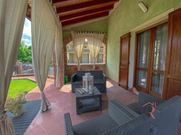 casa indipendente in vendita a Pompiano