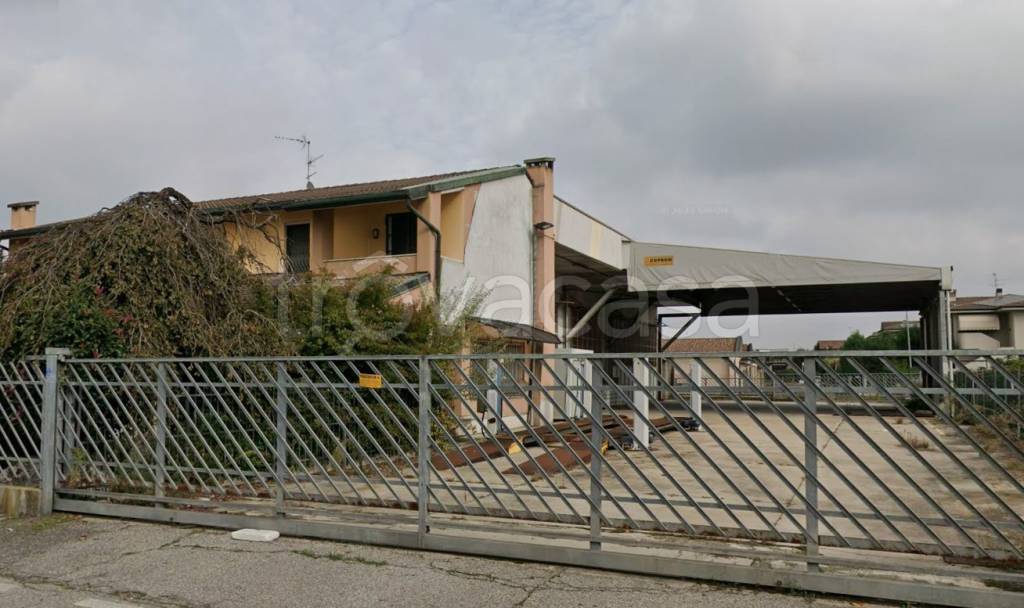 casa indipendente in vendita a Pompiano