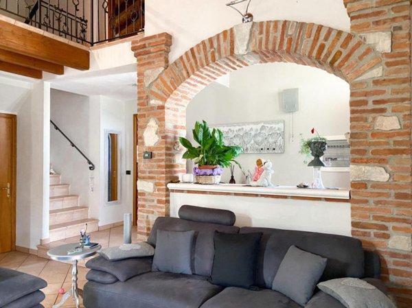 casa indipendente in vendita a Pompiano