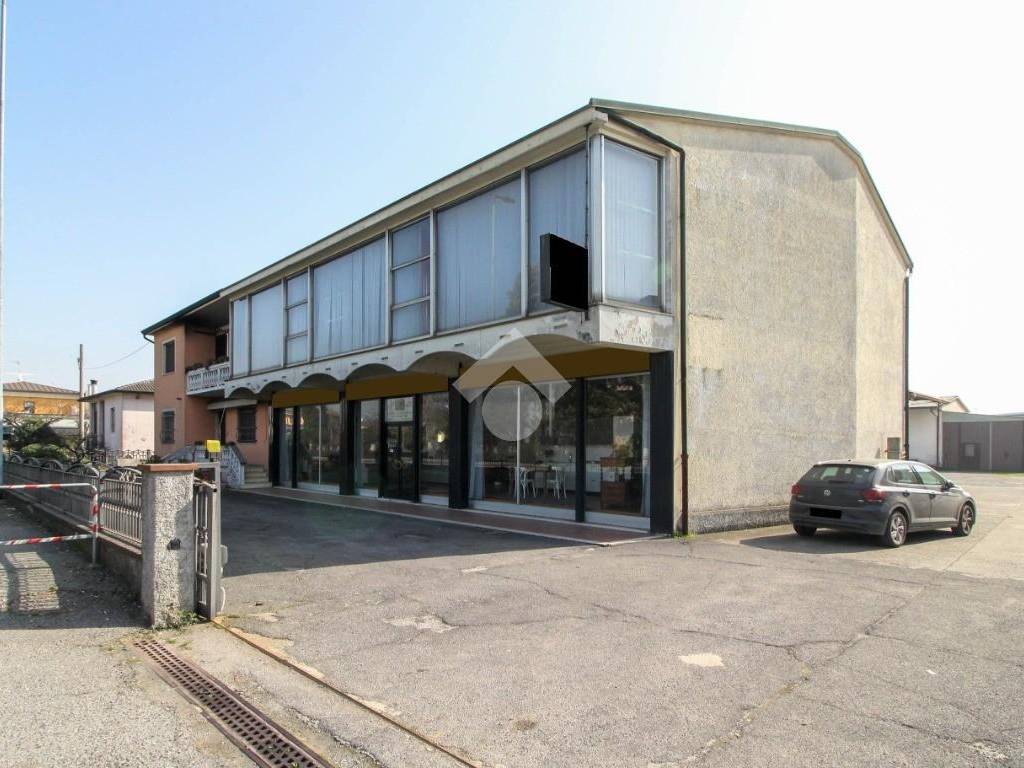 negozio in vendita a Pompiano