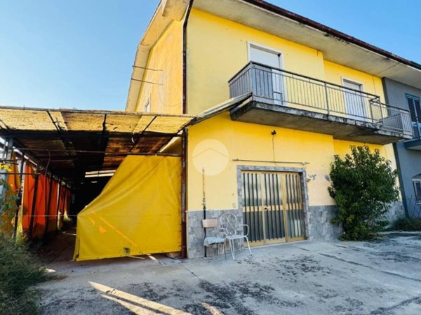 casa indipendente in vendita a Pompiano