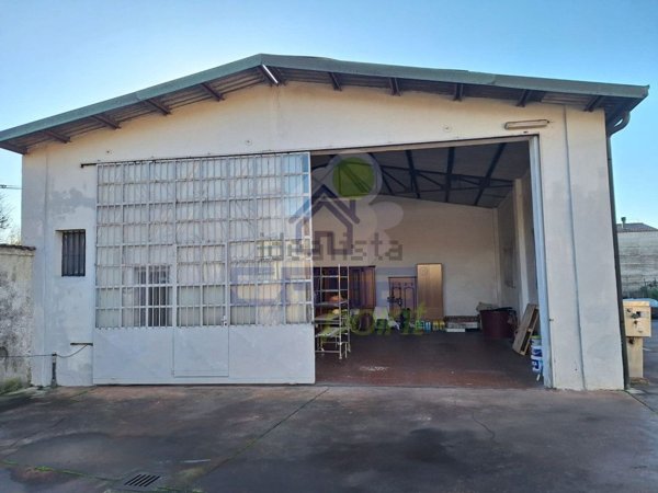 capannone in vendita a Pompiano