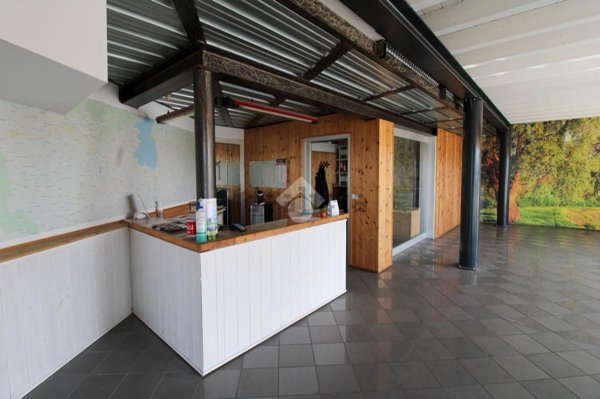 capannone in vendita a Pompiano