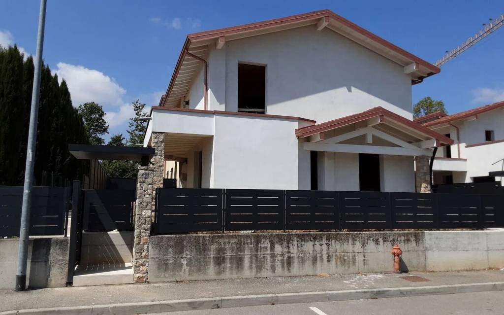 casa indipendente in vendita a Poncarale
