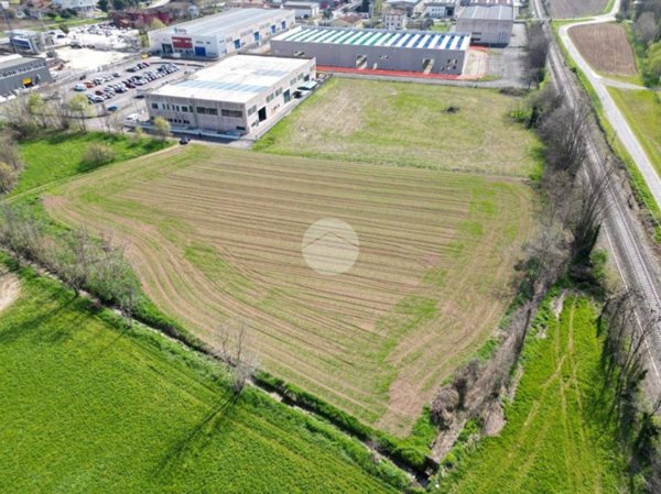 terreno edificabile in vendita a Poncarale