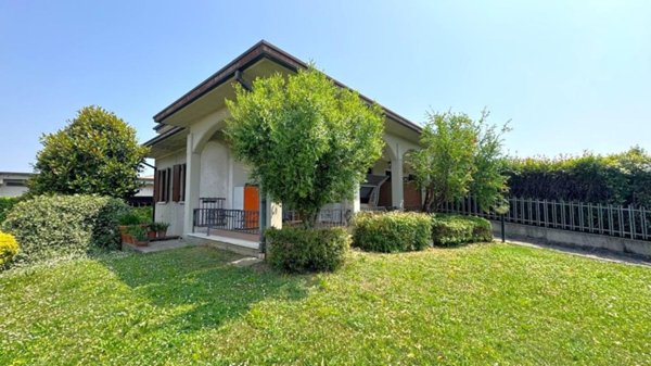 casa indipendente in vendita a Poncarale