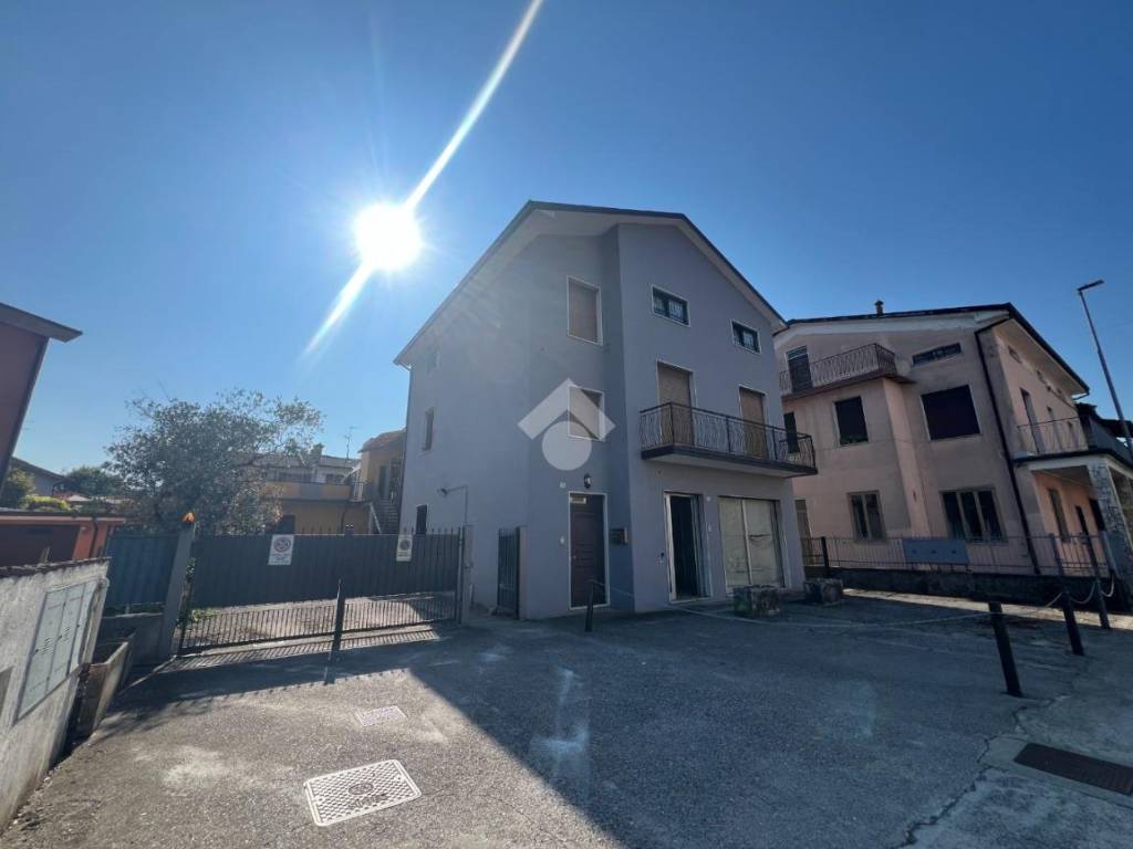 casa indipendente in vendita a Poncarale