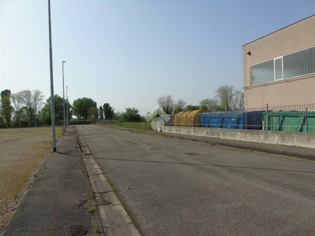 terreno edificabile in vendita a Poncarale