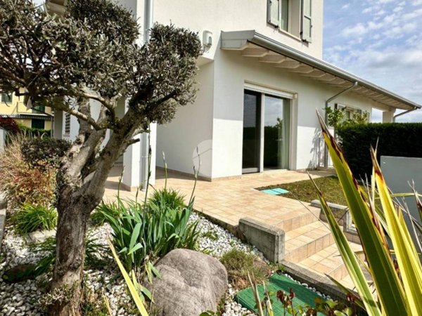 casa indipendente in vendita a Poncarale