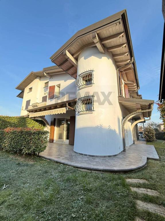 casa indipendente in vendita a Poncarale in zona Borgo Poncarale