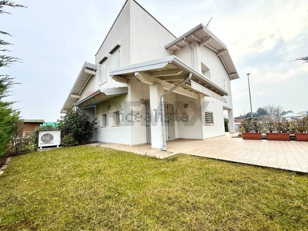 casa indipendente in vendita a Poncarale