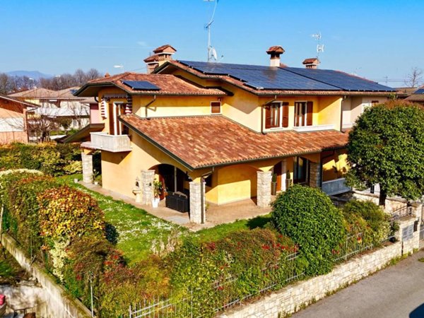 casa indipendente in vendita a Poncarale