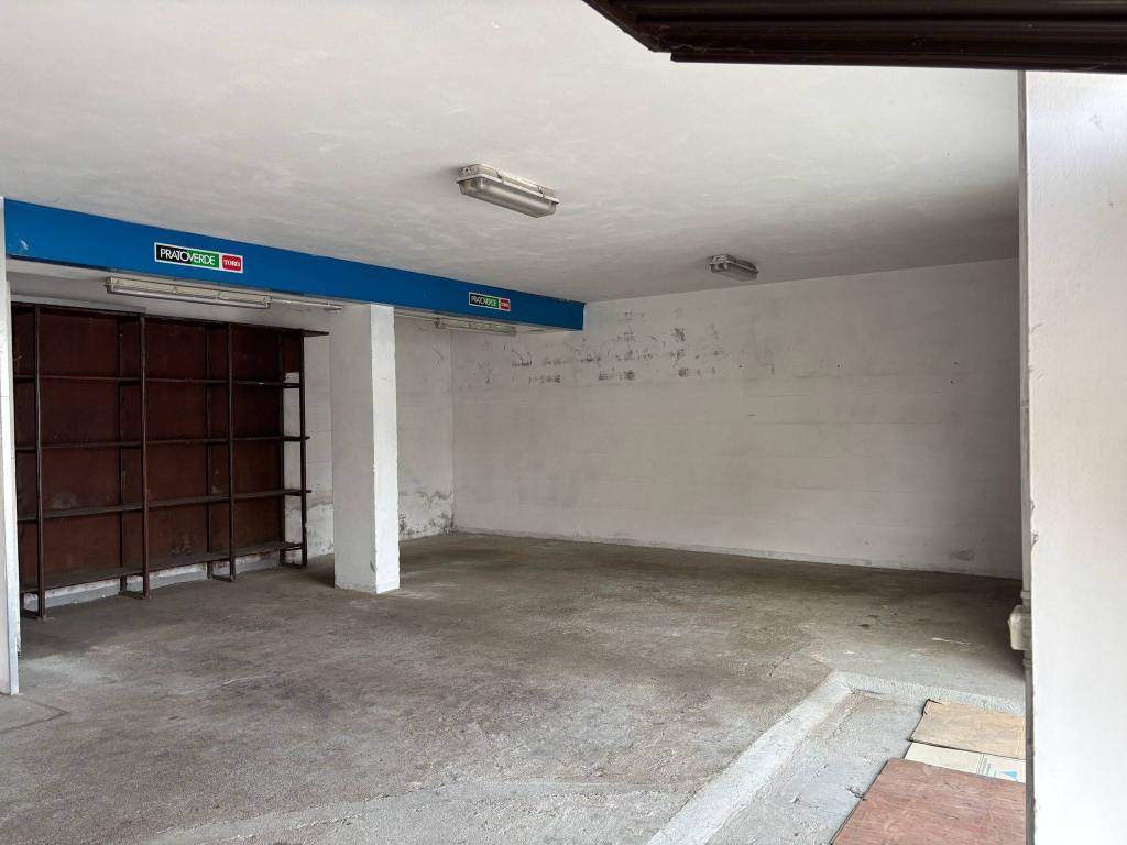 locale commerciale in vendita a Poncarale