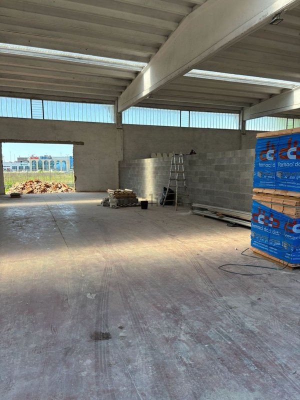 capannone in vendita a Poncarale