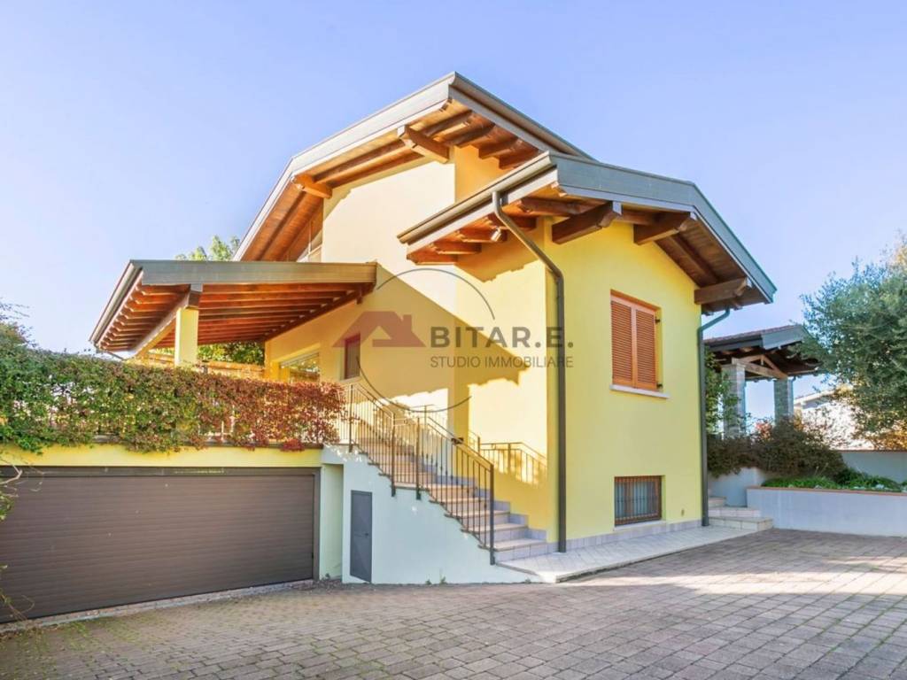 casa indipendente in vendita a Poncarale in zona Borgo Poncarale