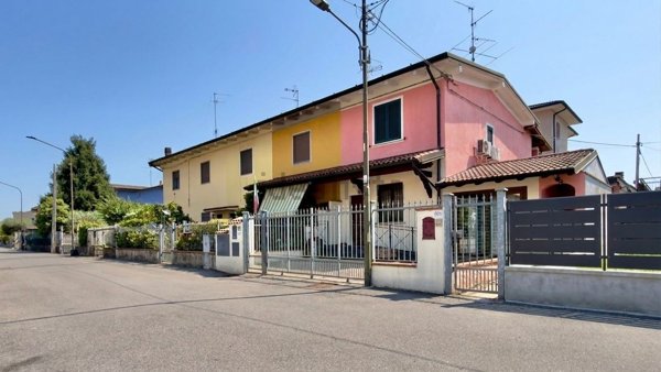 appartamento in vendita a Poncarale in zona Borgo Poncarale