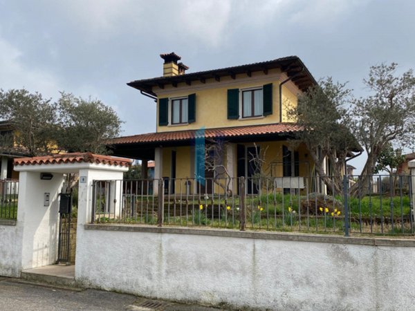 casa indipendente in vendita a Poncarale in zona Borgo Poncarale