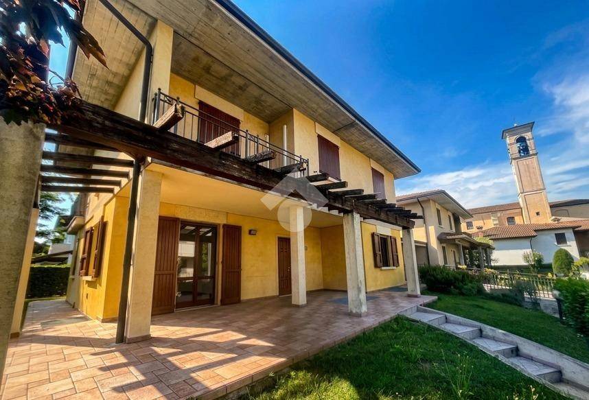 casa indipendente in vendita a Poncarale in zona Borgo Poncarale