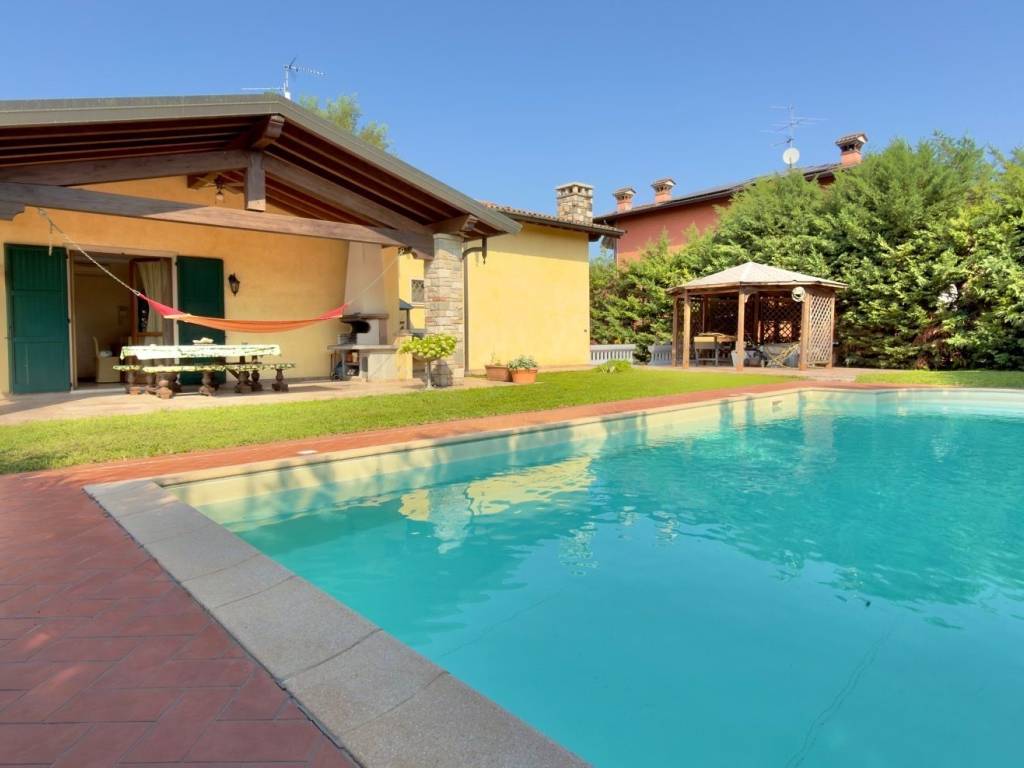 casa indipendente in vendita a Poncarale in zona Borgo Poncarale