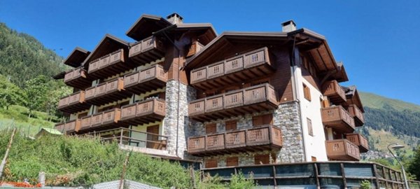 appartamento in vendita a Ponte di Legno in zona Precasaglio