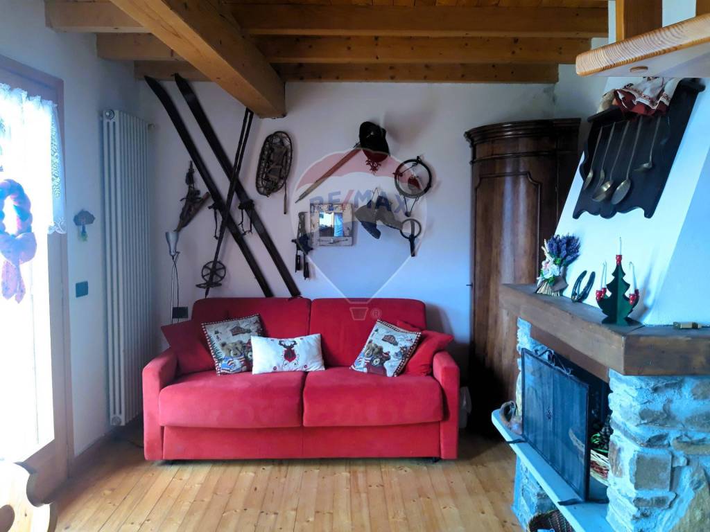 appartamento in vendita a Ponte di Legno in zona Pezzo