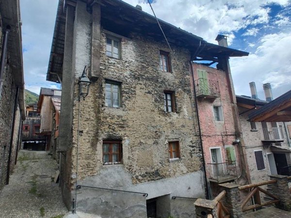 casa indipendente in vendita a Ponte di Legno