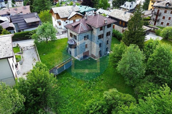 casa indipendente in vendita a Ponte di Legno